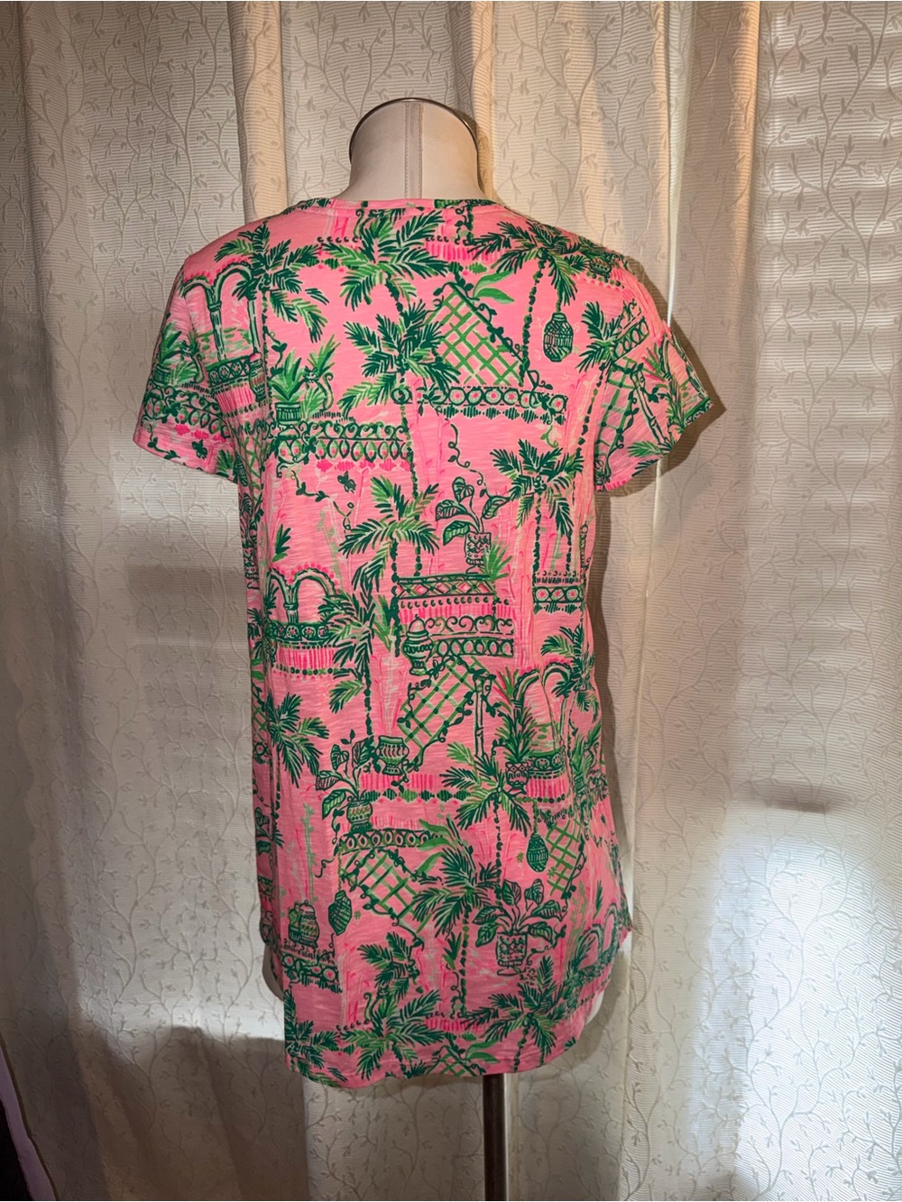 Lilly Pulitzer short-sleeve top - Picture 6 of 7